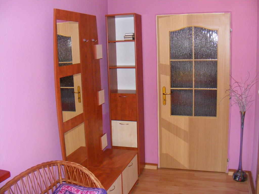 Domino Apartment Korytne ภายนอก รูปภาพ